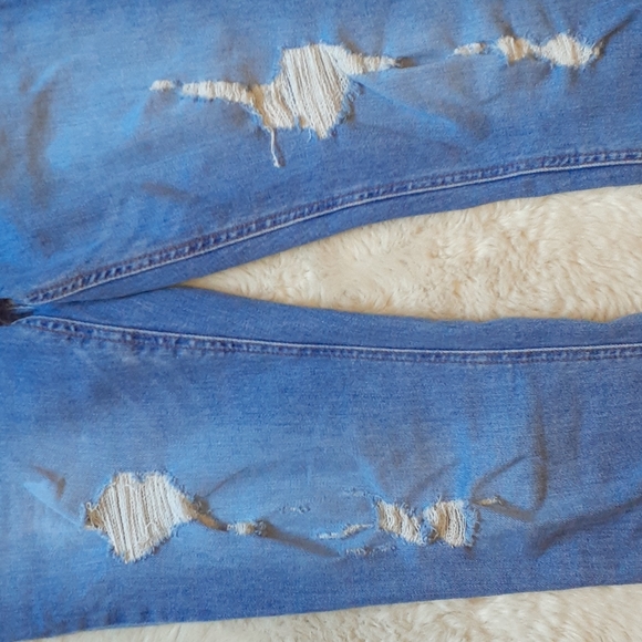 Old Navy Jeans - Picture 7 of 7